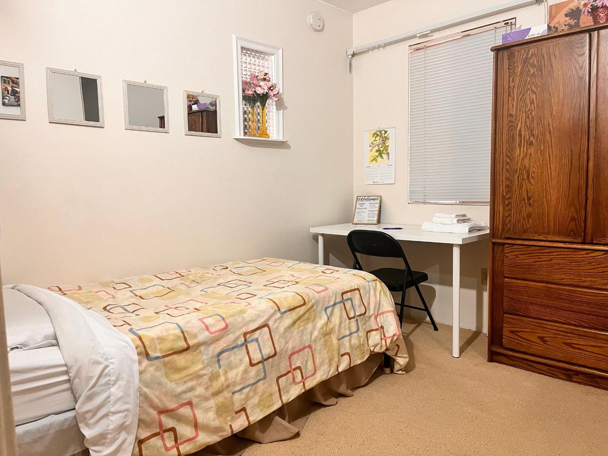 Affordable Private With Pool Access And Free Parking Near Zoo And Beaches *